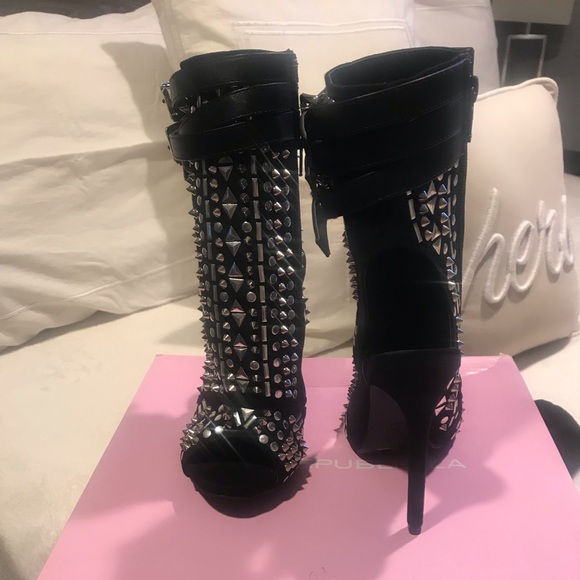 Booties - Picture 5 of 6